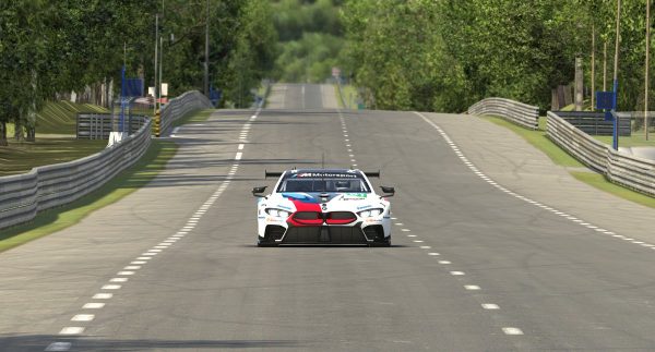 iRacing BMW M8 GTE Preview 4